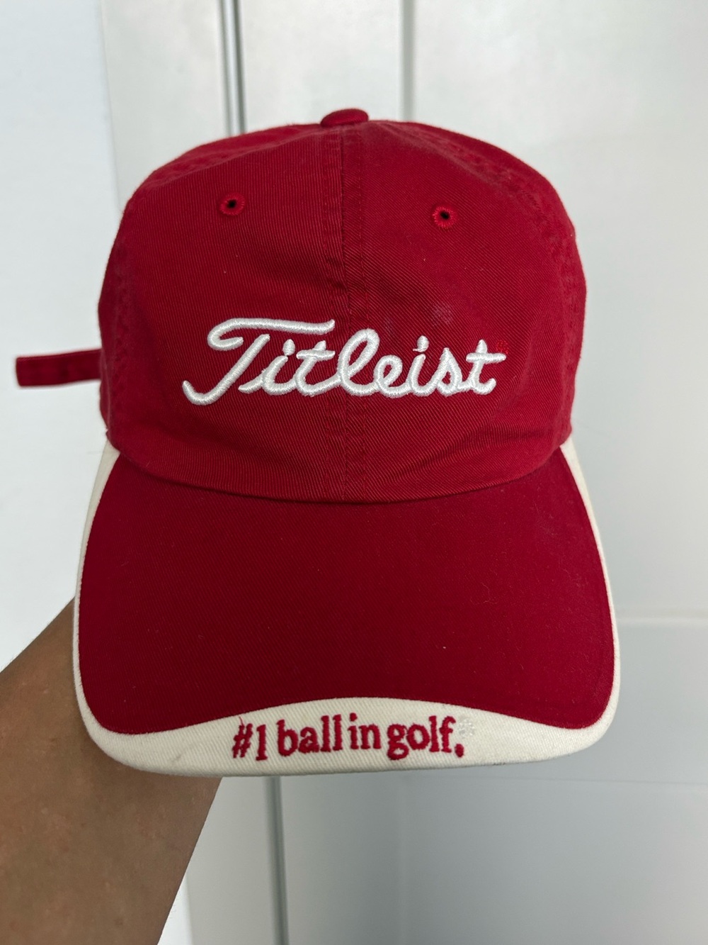 TITLEIST RED WHITE #1 BALL IN GOLF STRAPBACK HAT